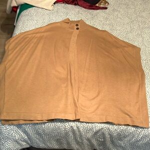 EUC Banana Republic Camel Cape with Button Detail